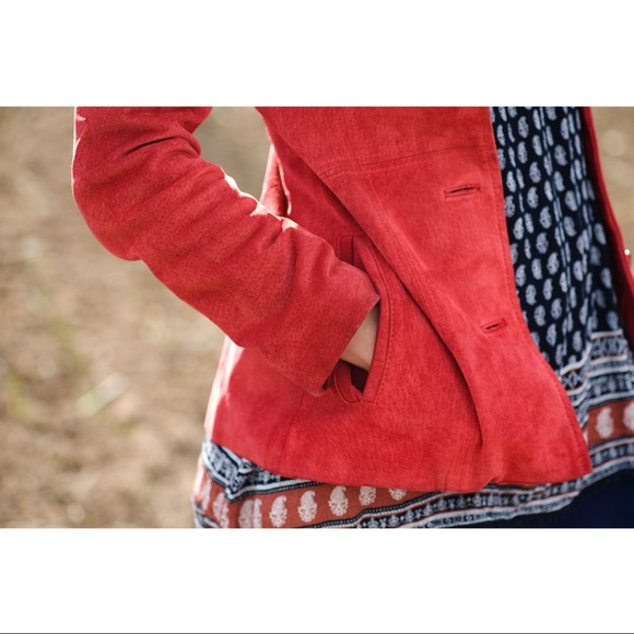 ♥️ Beautiful Wet Seal suede jacket in rust red.♥️ - Picture 7 of 9